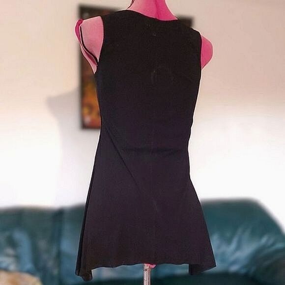 Sweet Pea black mesh ruffle scoop neck longline tank blouse - Picture 4 of 9